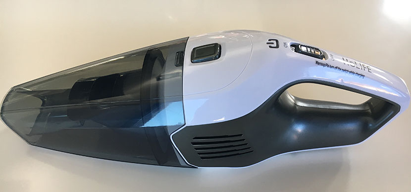 Aspirer les miettes avec un aspirateur Holife pas cher